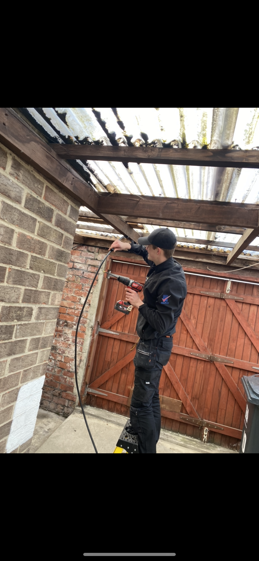 Installing Armoured Cable